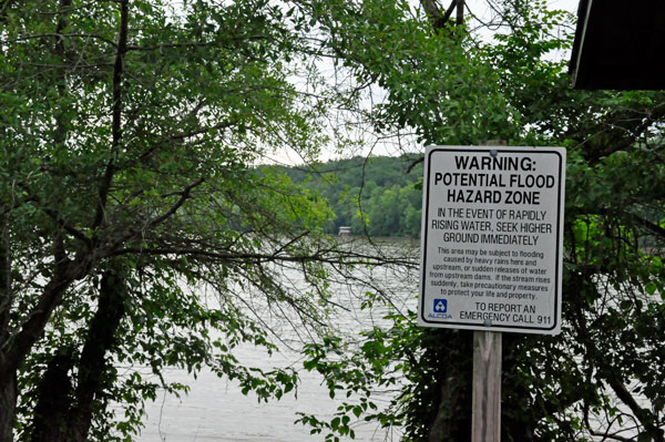flood hazard sign