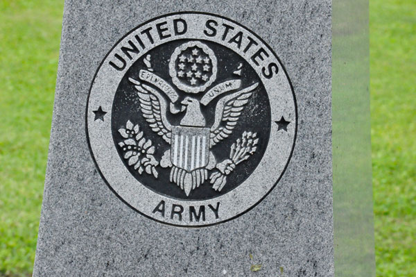 U.S. Army plaque and emblem