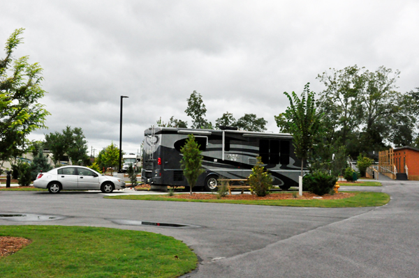the RV of the two RV Gypsies at CrossRoads RV Resort 