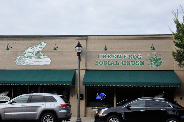 Green Frog Social House Restaurant