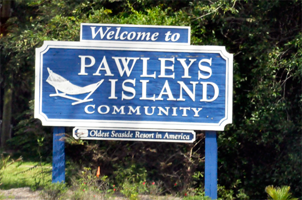 Pawleys' Island community sign