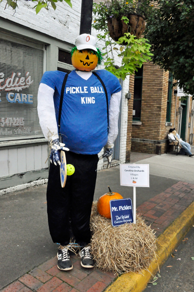 Pickle Ball King Scarecrow