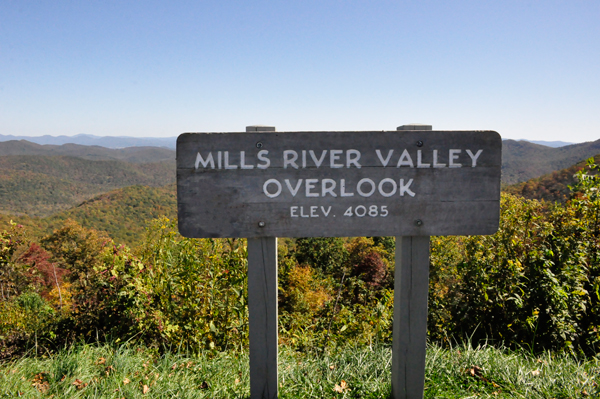 Mills River Valley Overlook