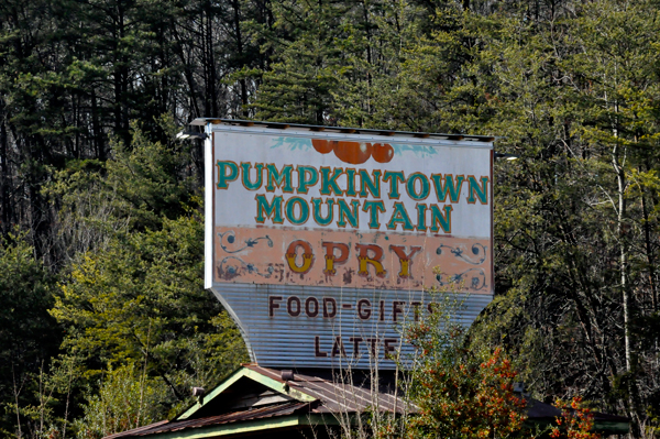 Pumpkintown Mountain Opry sign