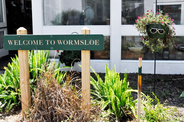 Wormsloe welcome sign