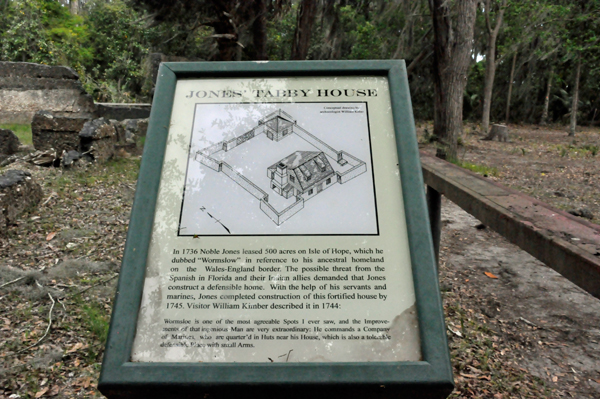 sign about the Jones Tabby House