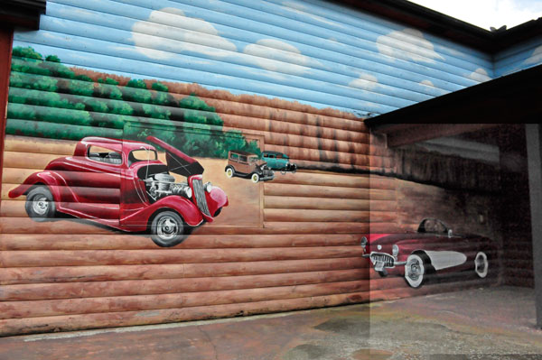 car murals at pappy's