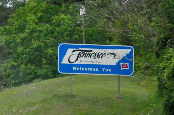 welcome to Tennessee sign