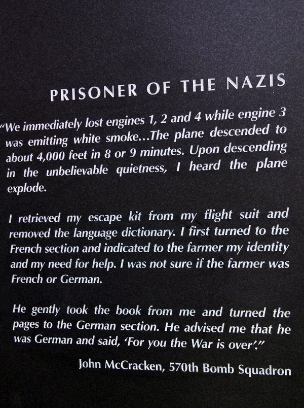 Nazis take prisoners