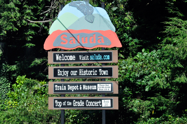 Saluda Welcome sign