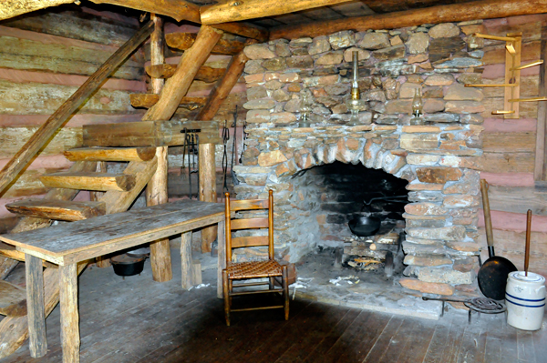 inside Murphree-Hollingsworth Log Cabin