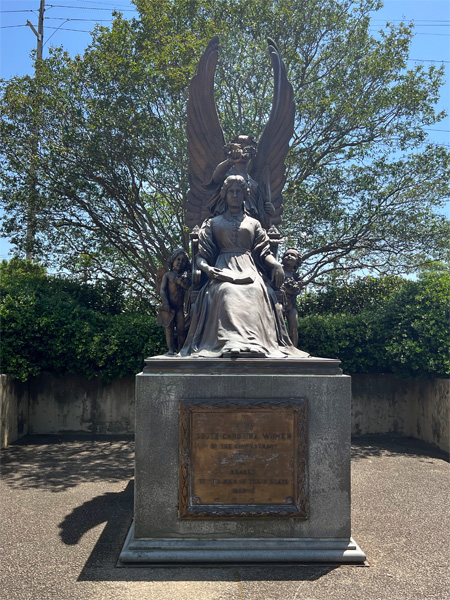 statue for the South Carolina Women of the Confederacy