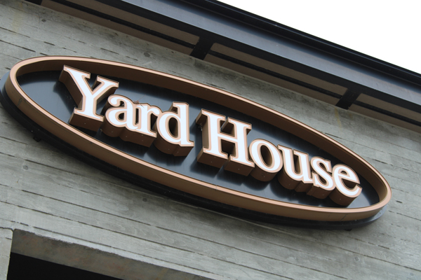 Yard House sign