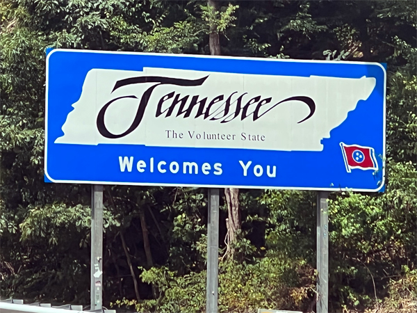 Welcome to Tennessee sign