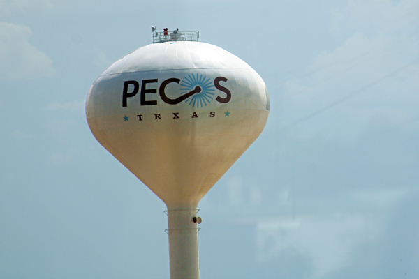 Pecos water tower