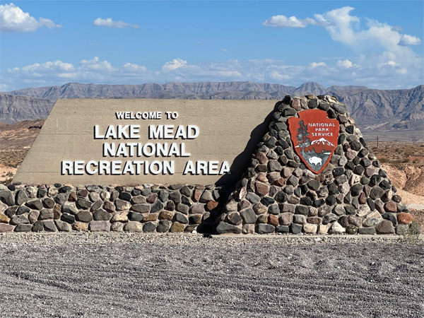 Welcome to Lake Mead sign