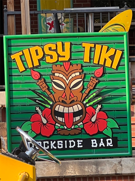 Tipsy Tiki Dockside Bar sign