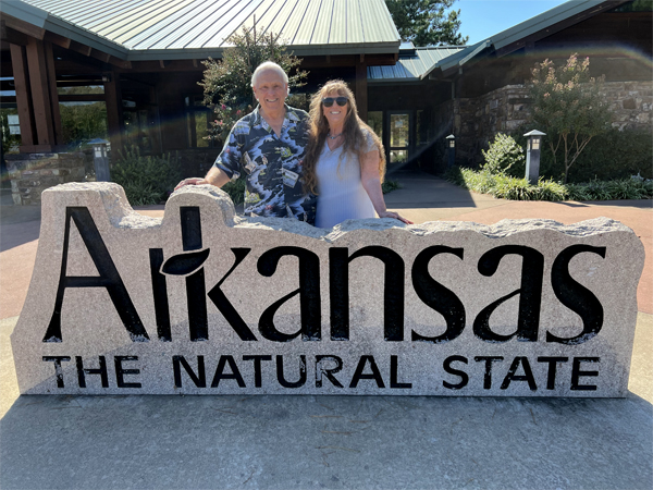 The two RV Gypsies and an Arkansas sign