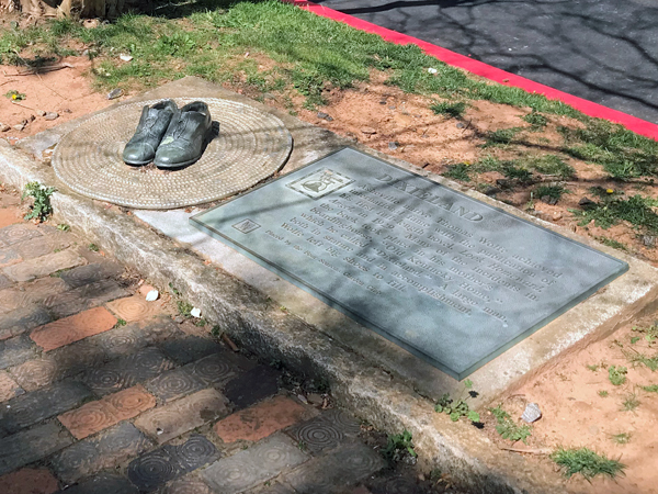 Thomas Wolfe's shoes and plaque