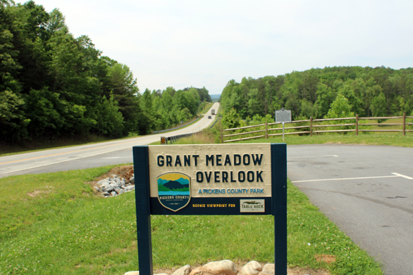 Grant Meadow Overlook sign