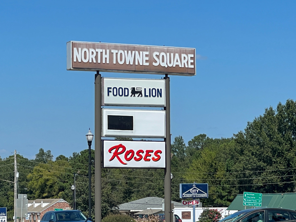 North Towne Square sign