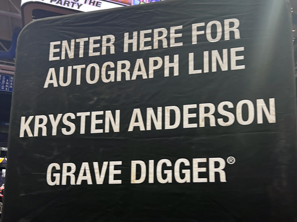 Krysten Anderson, Grave Digger driver sign