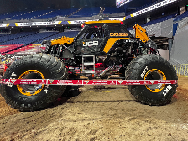 JCB Digatron monster truck