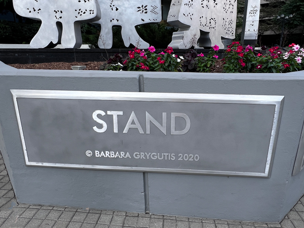 Stand 2020 monument