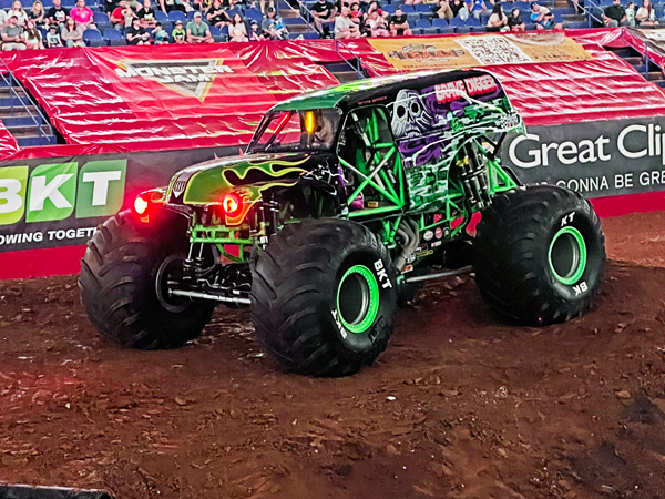 Grave Digger monster Truck