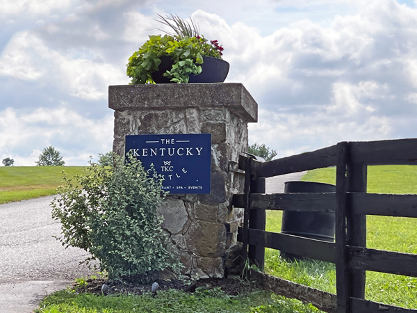 enry to The Kentucky Castle