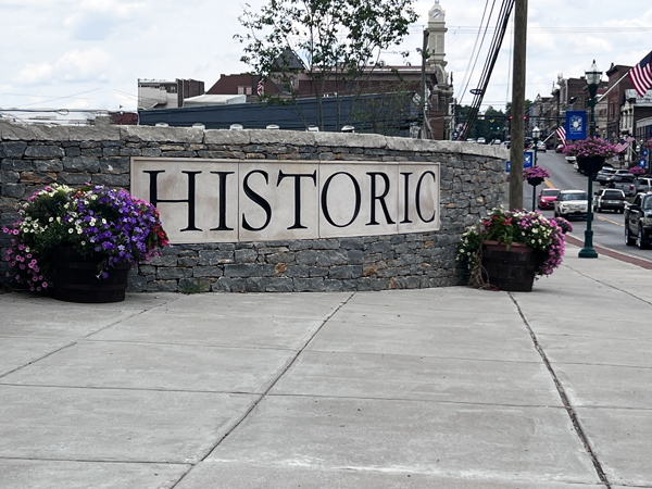 Historic Georgetwon sign