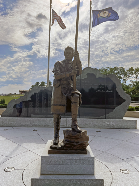 Daniel Boone statue