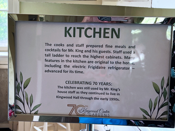 Kitchen sign