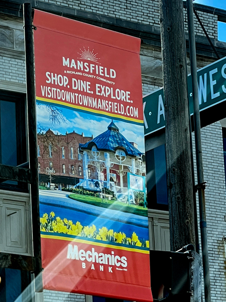 Mansfield Ohio flag on a pole