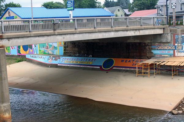 mural under the bridge