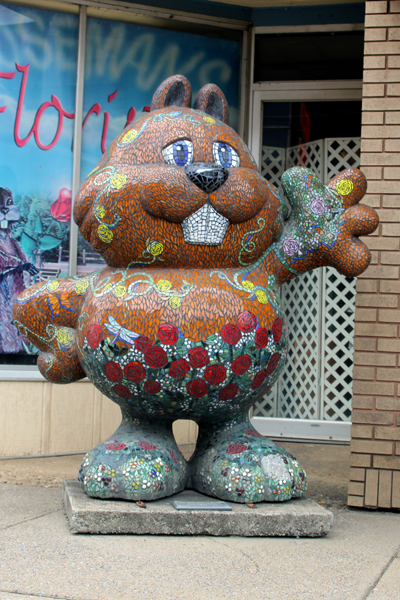 Punxsutawney Phil groundhog statue