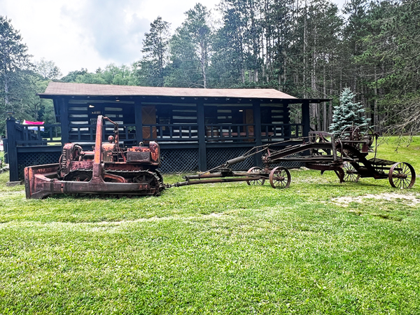 Bulldozerr and grader