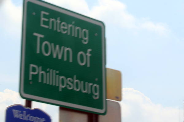 enter Phillipsburg sign