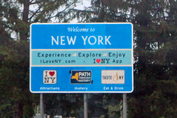 welcome to New York sign