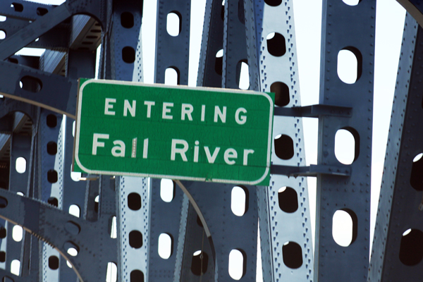 Entering Fall River sign