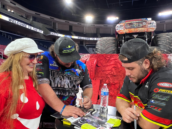 Nick Pagliarulo signing Karen Duquette's Book