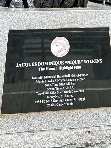 Jacques Dominique Wilkins statue sign