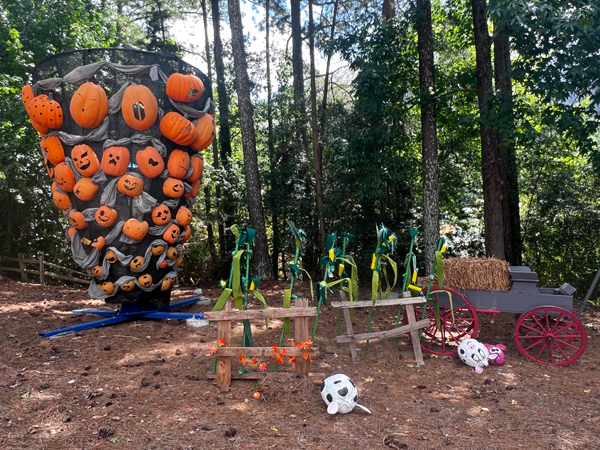 Hawlloween display