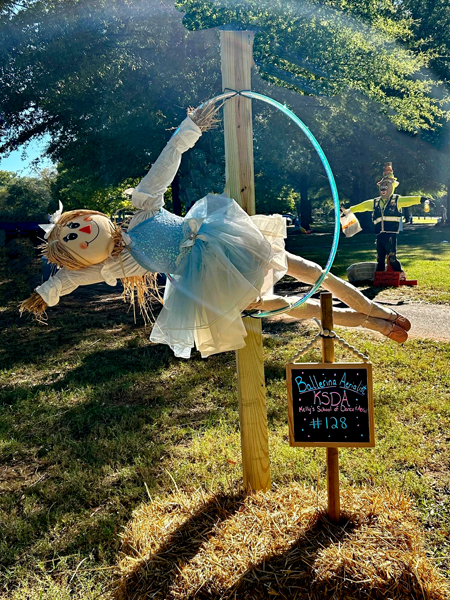 Kelly's School of Dance scarecrow 128