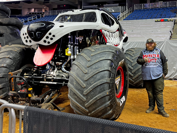 Monster Mutt Dalmationand crew