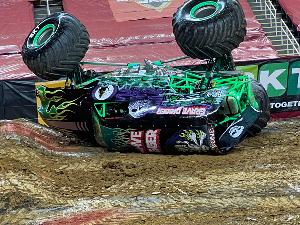 Krysten Anderson in Grave Digger 