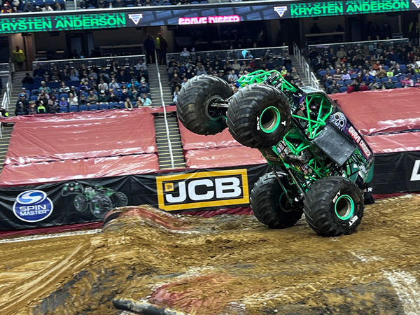 Krysten Anderson in Grave Digger