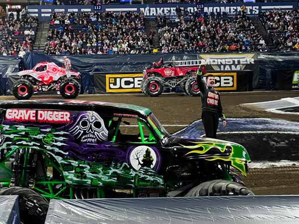 Tyler Menninga, driver of Grave Digger