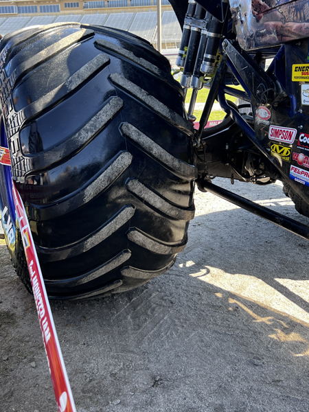 Monster Mutt Monster truck tire