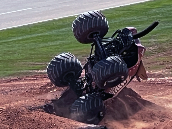 Monster Mutt Monster Truck